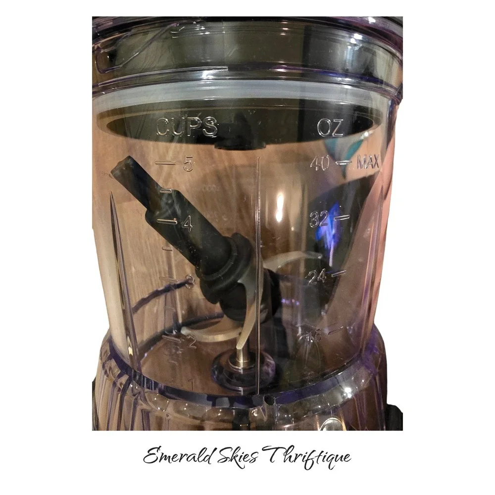 Lot of 2 ninja 5 cup replacement pitchers and blades, like new. Free ship